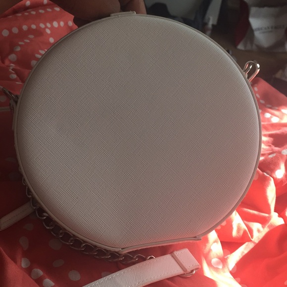 Guess Purse !